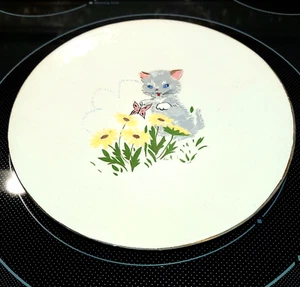 Vintage 1950's Folk Art Hand Painted Ceramic Plate 8" Kitten Flowers Butterfly  - Picture 1 of 10