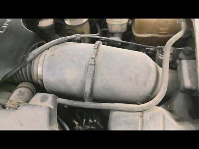 Conjunto de filtro de aire usado se adapta a: Lincoln Navigator 2003 5,4 grado A Foto 1 de 4