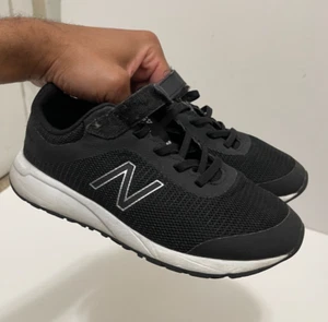 New Balance black white 455 Strap laceless sneakers boys girls Running Youth GS - Picture 1 of 22