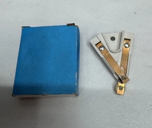 SM1B Stationary Switch - Picture 1 of 3