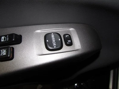 INTERRUPTOR ESPEJO RETROVISOR CONDUCTOR IS350 IS250 4 Runner Prius Camry 2003 03 04 05 - 12 712282 Foto 1 de 4