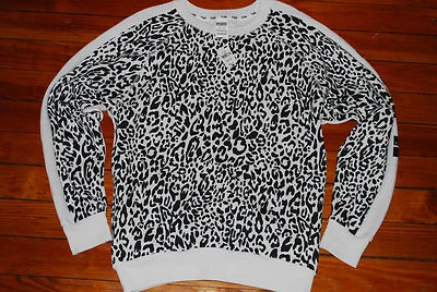 Victoria's Secret VS ROSA Leopardo de las Nieves Pullover Sudadera (Pequeña)  Foto 1 de 4