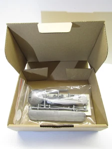 Revell 1:72 Scale Boeing PT-13D Kaydet model kit in non-original box - Picture 1 of 5