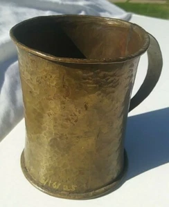 Taza de piedra de cobre martillado a mano 1925 firmada HWZ 6/16/25 artes y oficios - Imagen 1 de 8