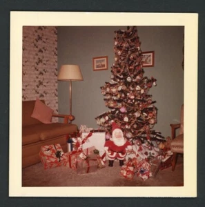 Christmas Tree in Cozy Mid Century Living Room Photo 1960s Holidays Santa - Picture 1 of 1