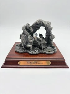 tudor mint mito e magia - Il nido dei draghi statua cristalli e peltro - Foto 1 di 11