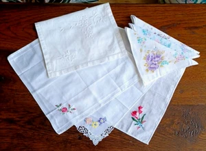 VINTAGE WHITE EMBROIDERED HANDKERCHIEF CASE & 6 MIXED HANKIES EMBROIDERY PRINTED - Picture 1 of 6