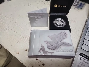 2015 Australian Wedge-Tailed Eagle 1oz Silver High Relief Proof Perth Mint Coin - Picture 1 of 8