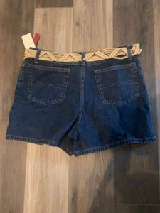 Pantalones cortos con cinturón macabro vintage - Imagen 1 de 2