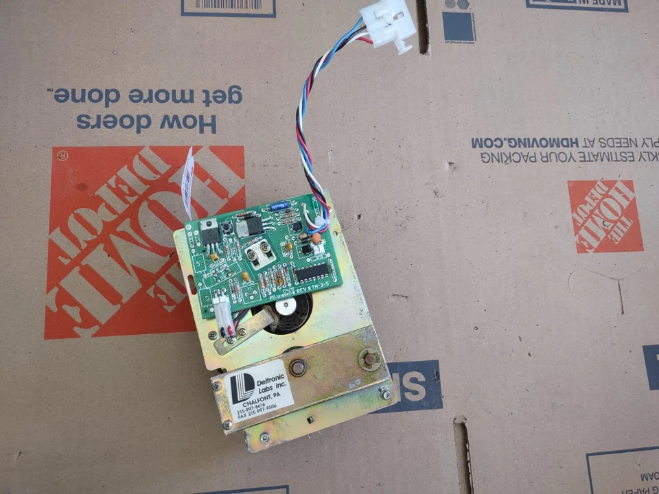 spongebob squarepants arcade redemption ticket mech #202 - Image 1 of 1