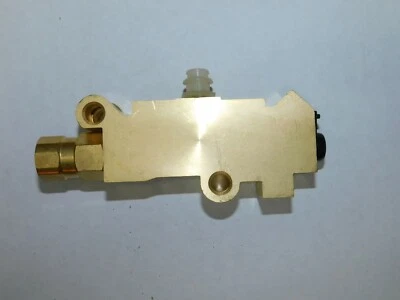 International Harvester Scout II Terra nueva válvula dosificadora de freno de repuesto Foto 1 de 2