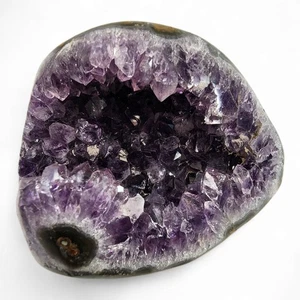Amethyst Polished Edge Geode A-Grade Brazil 420.1 grams. - Picture 1 of 3