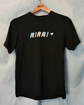 Camiseta McLaren F1 Fórmula 1 Miami Grand Prix para mujer XL negra cuello redondo Foto 1 de 3