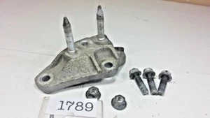 2006-2011 HONDA CIVIC 1.8L transmission MOUNT BRACKET OEM d18 - Picture 1 of 3