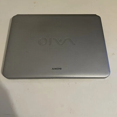 Sony VGN-NS10J silber Laptop für Ersatzteile und Reparaturen - KOSTENLOSER VERSAND - Bild 1 von 4