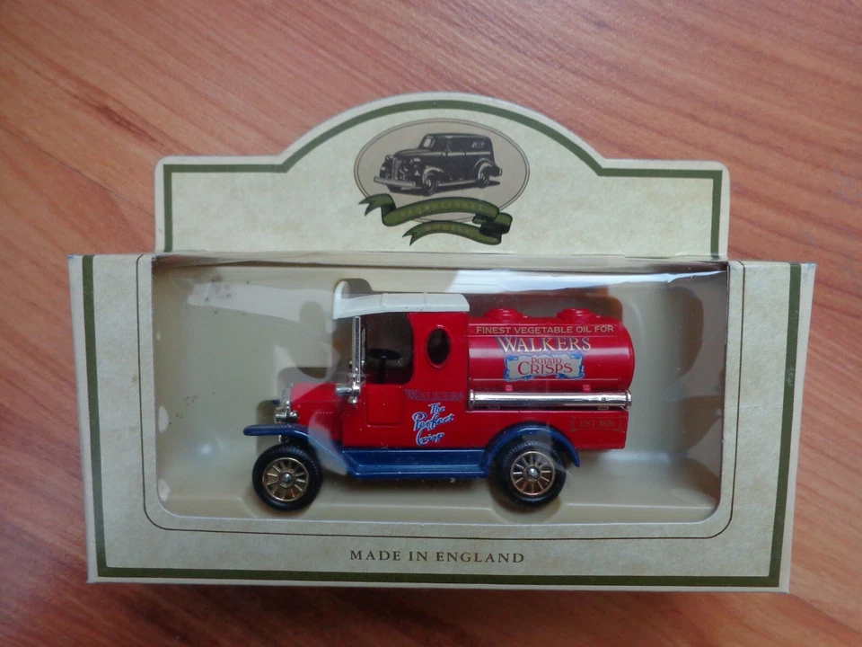 LLEDO DAYS GONE CLASSIC 'WALKERS CRISPS' 1920 FORD MODEL T TANKER - Immagine 1 di 1