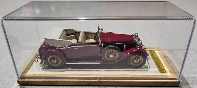 EMC 1/43 1931/1932 Mercedes Benz Typ 770 W07 Cabriolet C Top Down Red #/75 - Image 1 of 4
