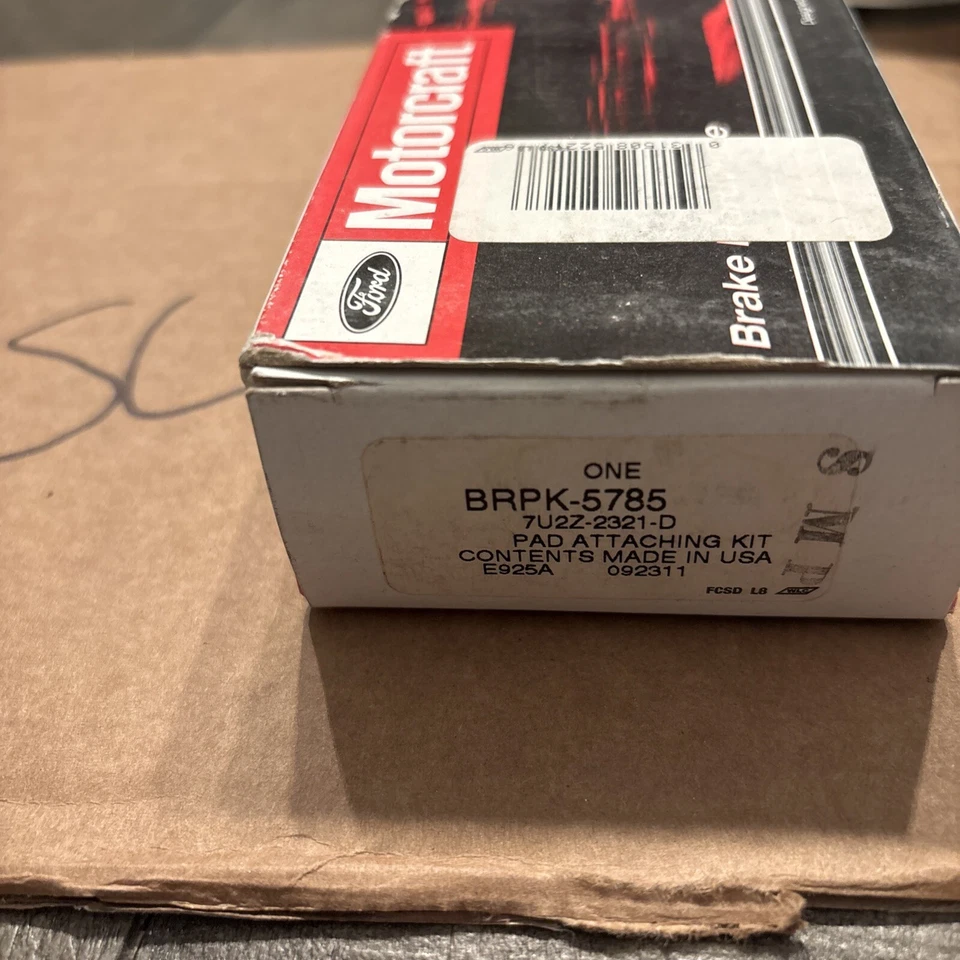 05-06 Ford F-250 F-350 Super Duty Motorcraft Brake Pad Attachment Kit BRPK-5785 - Image 1 of 1
