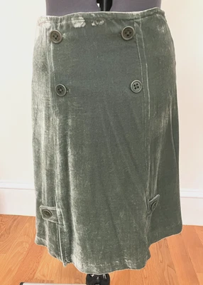 C.C. Falda de terciopelo verde musgo OUTLAW Anthropologie W10 nueva con etiquetas Foto 1 de 4