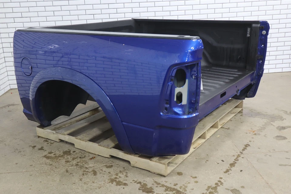 09-18 Ram 1500 19-24 Ram Class 5'7" Pickup Truck Bed Box Blue Streak Pearlcoat Foto 1 de 4
