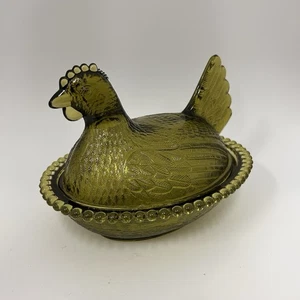 Porta caramelle vintage Indiana vetro verde gallina su nido 7" coperto ECCELLENTE - Foto 1 di 17