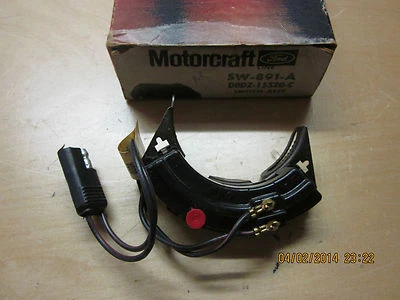 Interruptor de luz de respaldo Ford Maverick 1970 en adelante nos Foto 1 de 3