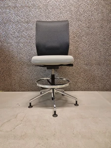 Vitra ID Mesch Counterstuhl Barhocker Büro Hocker - Bild 1 von 12