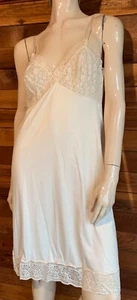 DE COLECCIÓN AÑOS 50 VAN RAALTE SATINADO SUAVETTE MARFIL TALLA 32 DESLIZAMIENTO COMPLETO #15358 - Imagen 1 de 9