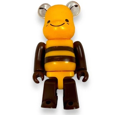 Medicom Be@Rbrick Series 21 Buzzy The Bee Bear Figure S21 Karel Chapek Bearbrick - Image 1 of 4