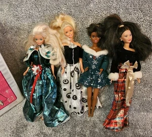 4 Vtg Mattel Barbie Dolls Christmas Holiday Gowns 1982 Pink Carry Case Need TLC - Picture 1 of 24