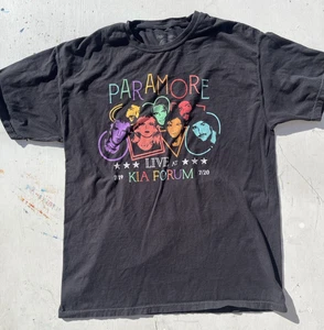 Herren Paramore T-Shirt Black Spell-Out L 2023 Tour Pop Band Rock Dance Hayley - Bild 1 von 9