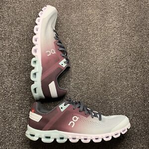 ON Running Cloudflow Women’s Size 6.5 Running Shoes ‘Voilet/Tide’ On Cloud