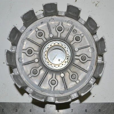 Honda CR 250R Clutch Outer Basket 22100-KZ3-862 1992-1999 — 第 1/4 张图片