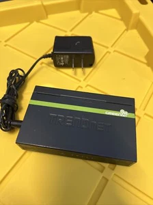 Conmutador Ethernet Gigabit externo de 5 puertos TRENDnet TEG-S50g - Imagen 1 de 4