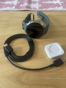 OnePlus Watch 2 Smartwatch - Photo 1 sur 4