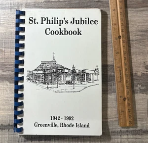 #  St. Philip's Catholic Church GREENVILLE Rhode Island Family Recipes COOKBOOK - Bild 1 von 4