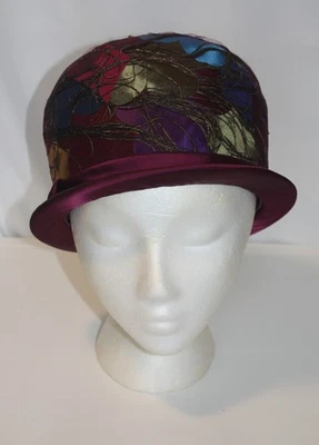 Sombrero de bombín vintage borgoña para mujer Foto 1 de 4