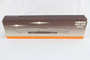 8529 Switch Track Bent 195mm Märklin Mini Club Gauge Z Original Packaging +Top + - Picture 1 of 1