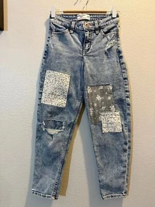 Abercrombie high rise mini mom jeans 9/10 patches - Picture 1 of 4