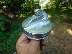 Adorno de capucha para radiador Packard década de 1930 brillante, pero... - Imagen 1 de 6