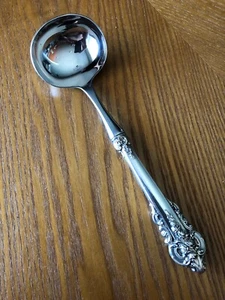 LARGE WALLACE GRANDE BAROQUE GRAVY LADLE STERLING SILVER GRAND SERVER HH - Picture 1 of 3
