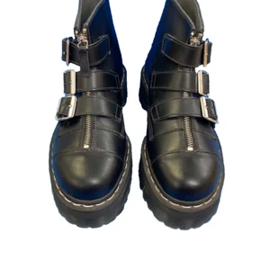 Dr Martens Boots US10 EU42 UK8 Black Quad Sole AGGY STRAP Zip Agyness Dean RARE - Picture 1 of 24