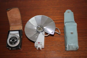 Vintage Lenningrad 4 Light Meter and Flash - Picture 1 of 6