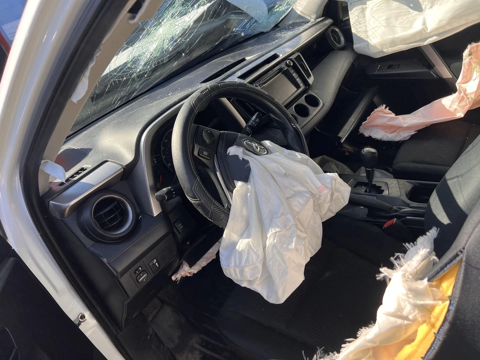 Volante TOYOTA RAV-4 13 14 15 16 17 18 Foto 1 de 1