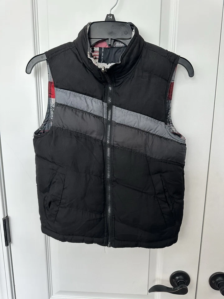 Cherokee Reversible Vest Puffer M 男孩 8/10 黑色 红色 白色印花 — 第 1/4 张图片