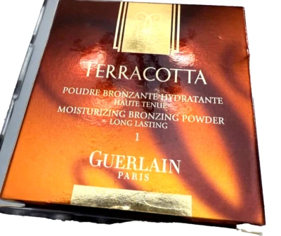 Guerlain Terracotta Moisturizing Bronzing Powder Poudre bronzante hydratante 1 - Image 1 of 2