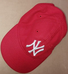 New York Yankees Red Childs Kids Baseball Cap Hat One Size Fits Most - Picture 1 of 2