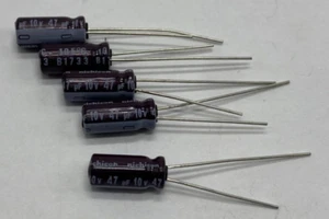 Confezione da 5, Condensatore elettrolitico Nichicon serie PW UPW1A470MDD 47uf/10V - Foto 1 di 2