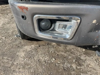 Luz antiniebla de esquina/estacionamiento compatible con 12-21 NV 3500 1813048 Foto 1 de 4