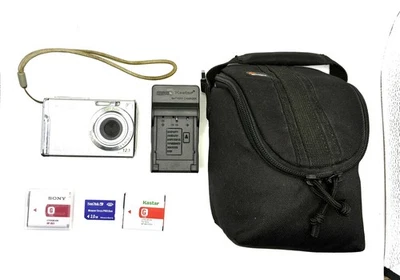 Sony CyberShot DSC-W200-PRATA-12.1 MP-Câmera Digital-Bateria e Carregador-Testado - Imagem 1 de 4